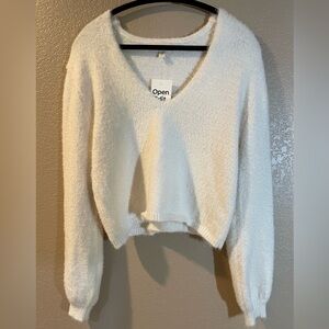 Open Edit NWT Women's Cream V-Neck Sweater Size M